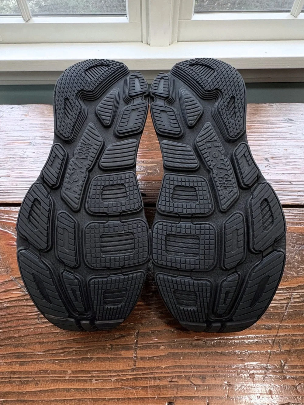 Hoka pristine like
